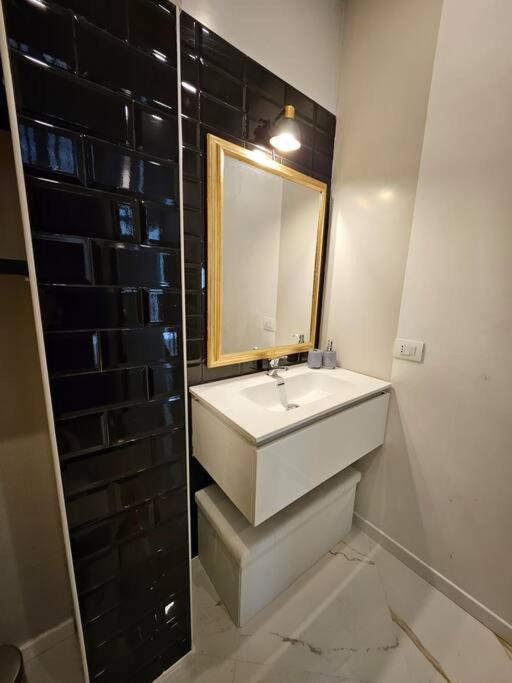 Covent Garden Apartment Cagliari Esterno foto